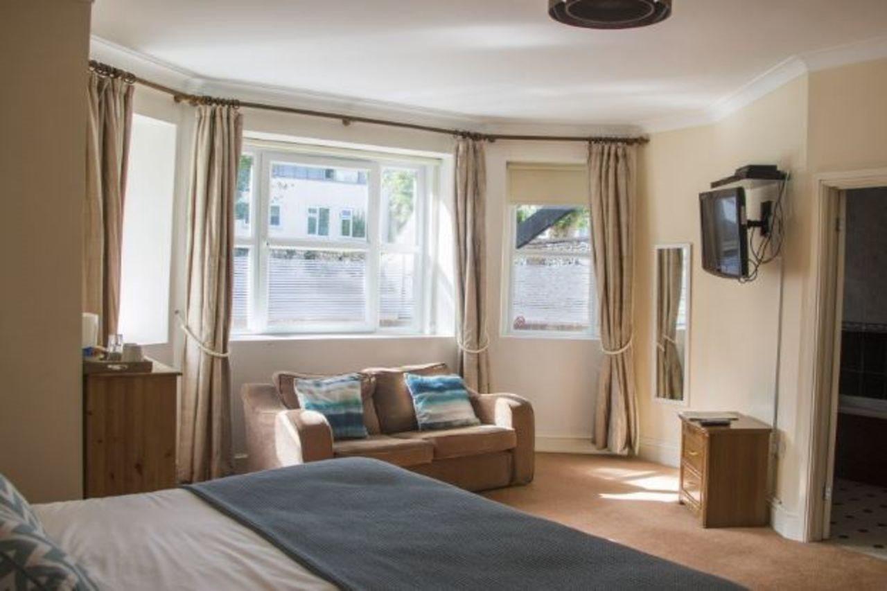 เดอะ เชลดอน บีแอนด์บี Bed & Breakfast อีสต์บอร์น ภายนอก รูปภาพ