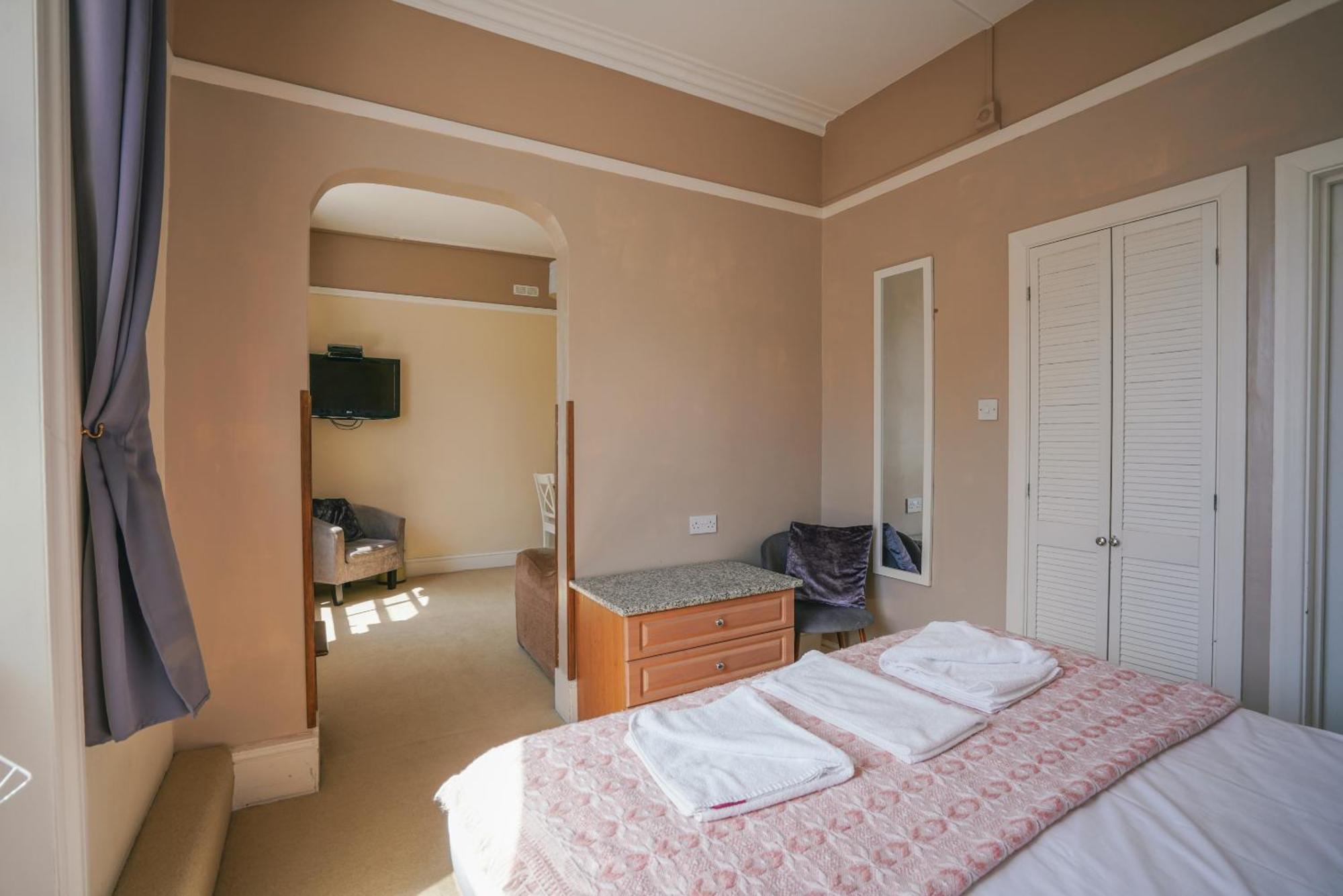 เดอะ เชลดอน บีแอนด์บี Bed & Breakfast อีสต์บอร์น ห้อง รูปภาพ