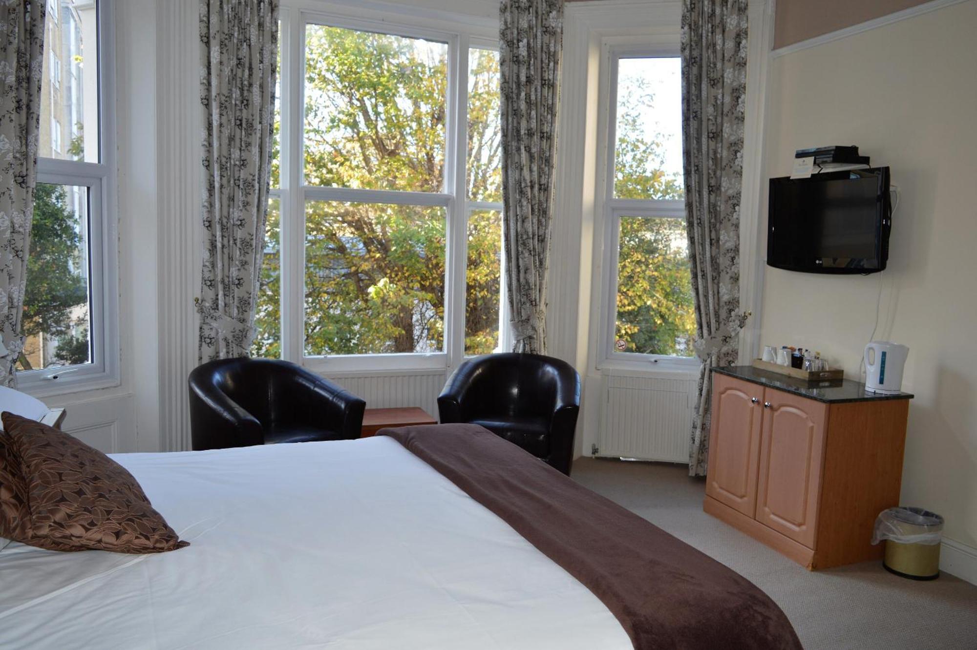 เดอะ เชลดอน บีแอนด์บี Bed & Breakfast อีสต์บอร์น ภายนอก รูปภาพ
