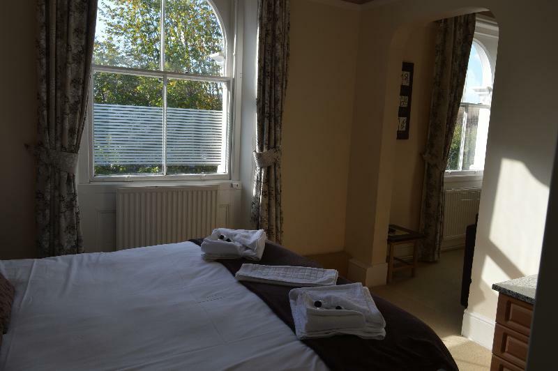 เดอะ เชลดอน บีแอนด์บี Bed & Breakfast อีสต์บอร์น ภายนอก รูปภาพ